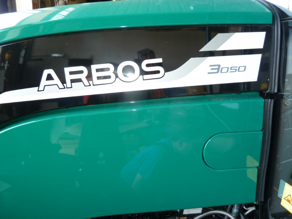 Impianto di frenatura idraulico monolinea su trattore Arbos 3050