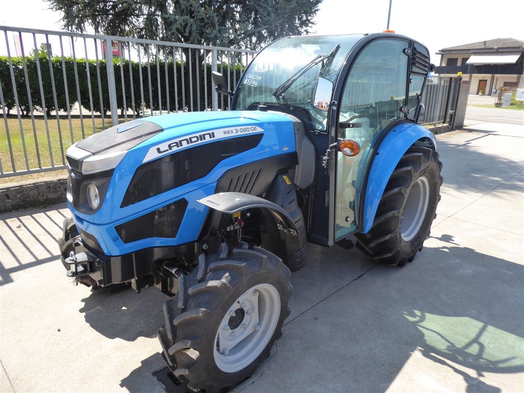 Impianto di frenatura idraulico su trattore ARGO TRACTORS tipo LANDINI REX 3-080 GE DT CAB. (RS61)