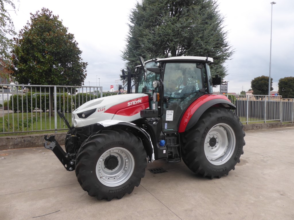 Impianto di frenatura idraulico doppia linea Mother Regulation su trattore CNH tipo STEYR 4120 PLUS (A9) StageV