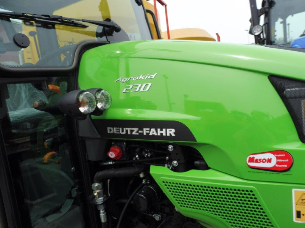 Impianto di frenatura idraulico monolinea tipo CUNA su trattore Deutz-Fahr Agrokid 230