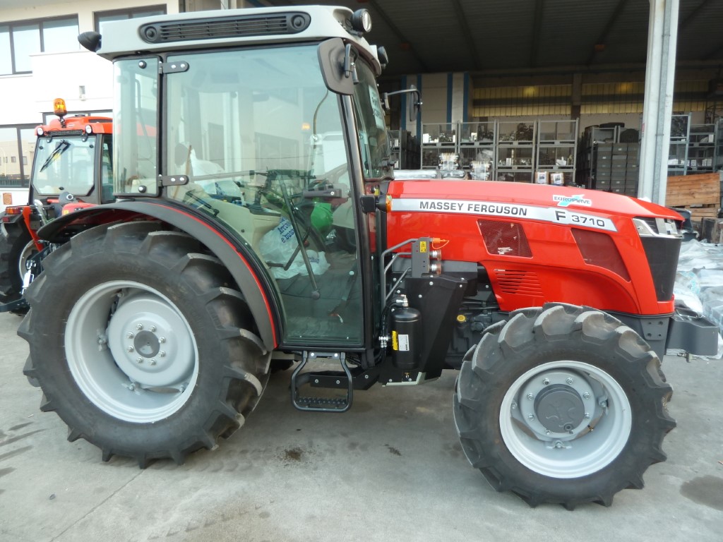 Impianto di frenatura pneumatico Mother Regulation per trattore Massey Ferguson F3710