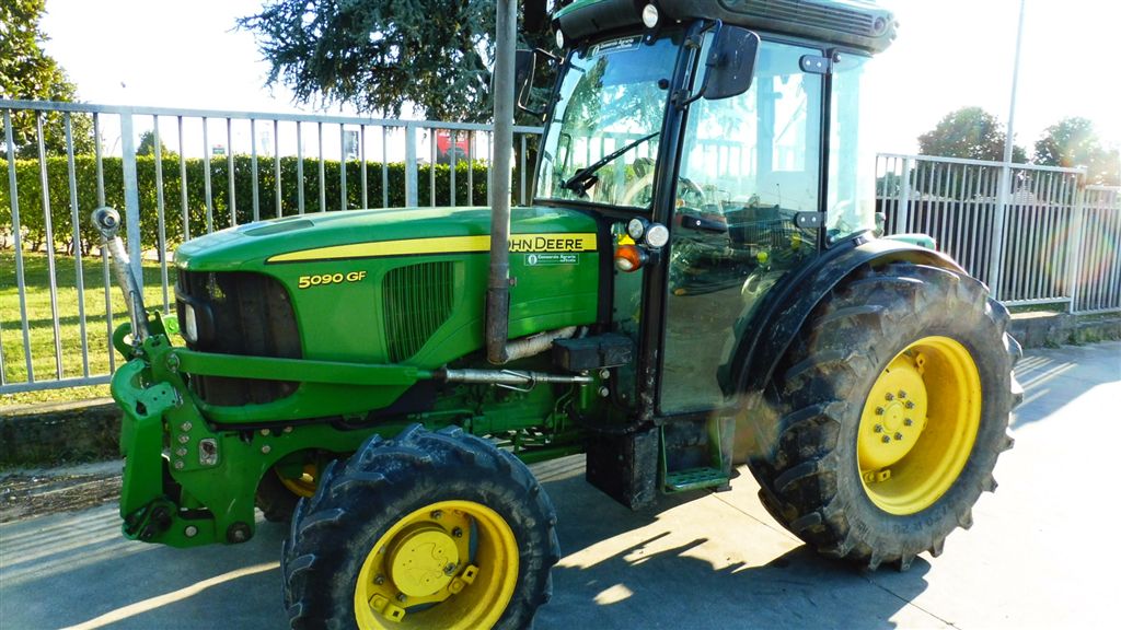 Impianto di frenatura idraulico monolinea tipo CUNA su trattore JOHN DEERE 5090 GF